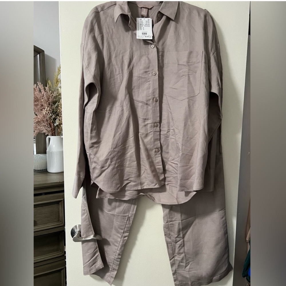 Brand new H&M linen co-ord set